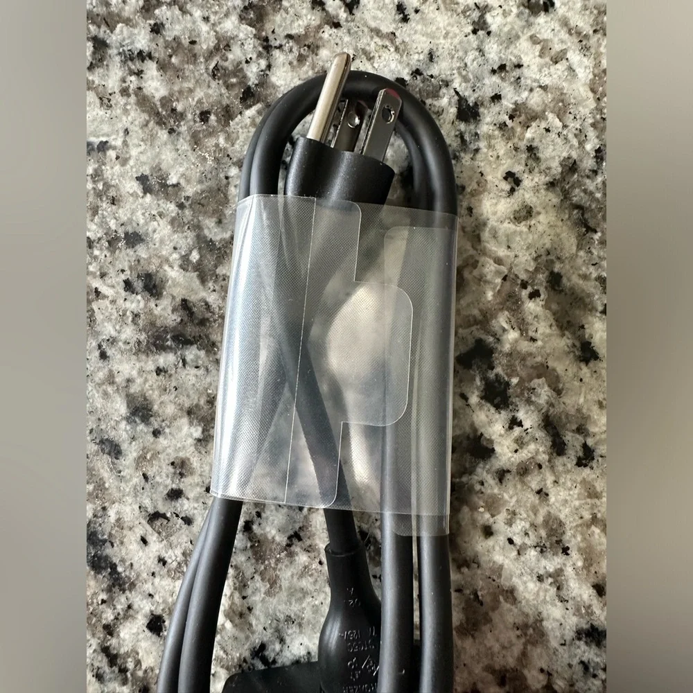 (1) 65W Genuine AC Adapter Acer Chromebook 15 C910 CB3 A11-065N1A PA-1650-86AW